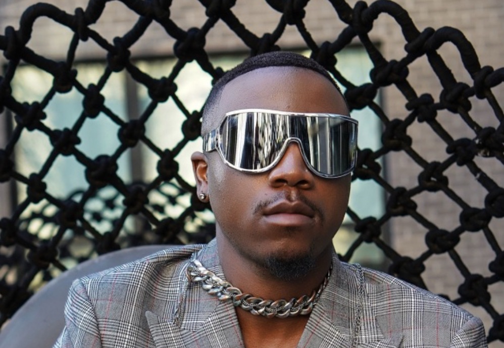 Modern Classic: Daquan Darby in Monochrome&nbsp;Mode