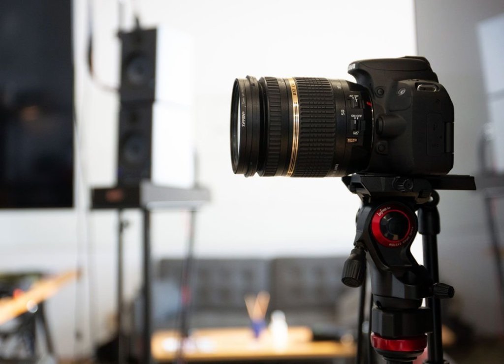 The Ultimate Guide to Simple Tips and Tricks to Take Care of Your Expensive DSLR&nbsp;Camera